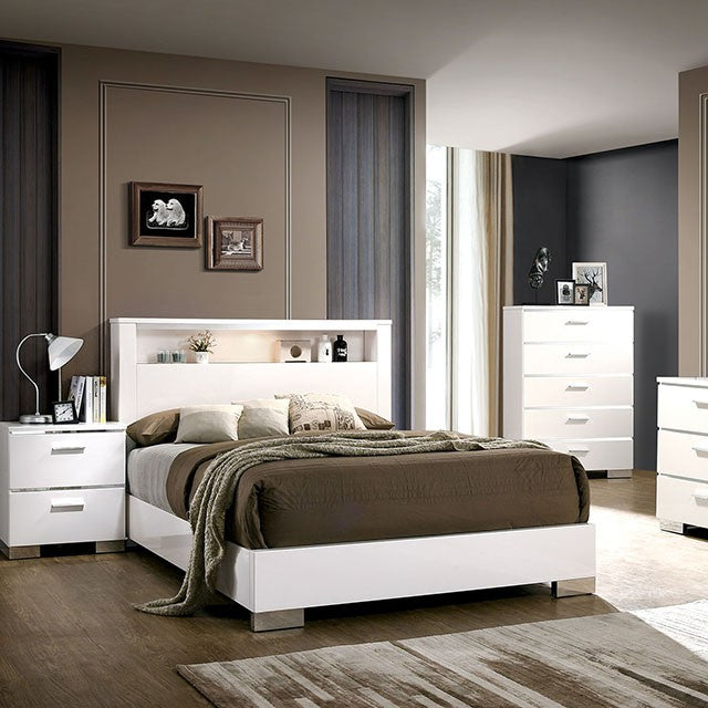 Carlie 5 Pc Queen Bedroom Set