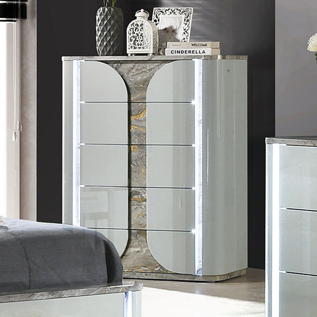 Cleburne Chest