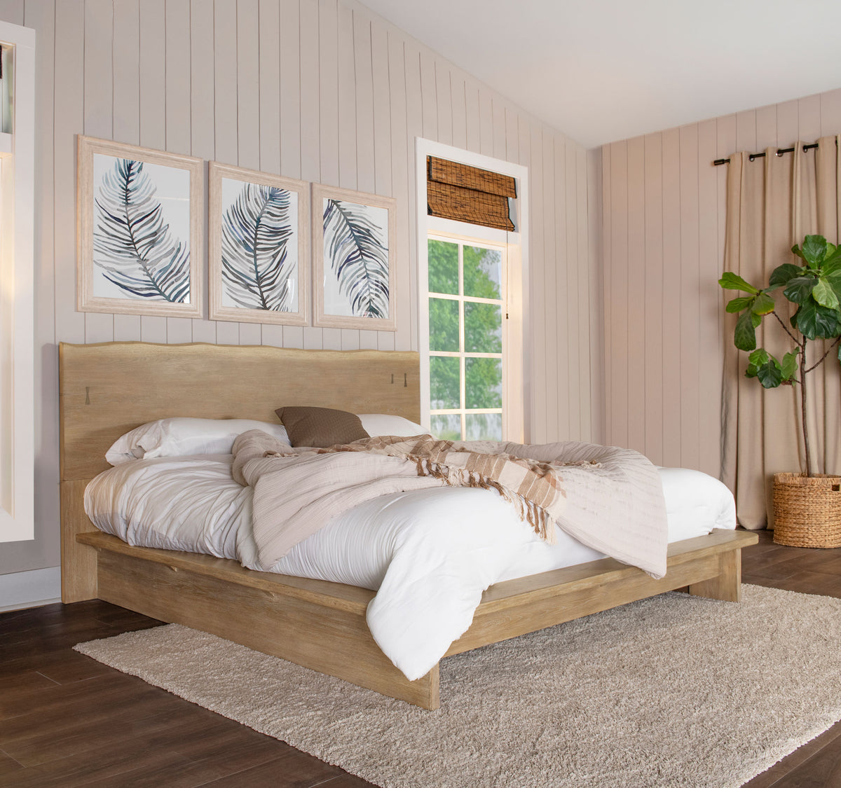 Stillwater Queen Platform Bed