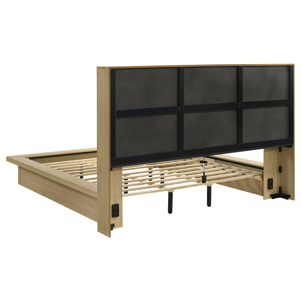 Hendricks 4-piece California King Bedroom Set Light Oak