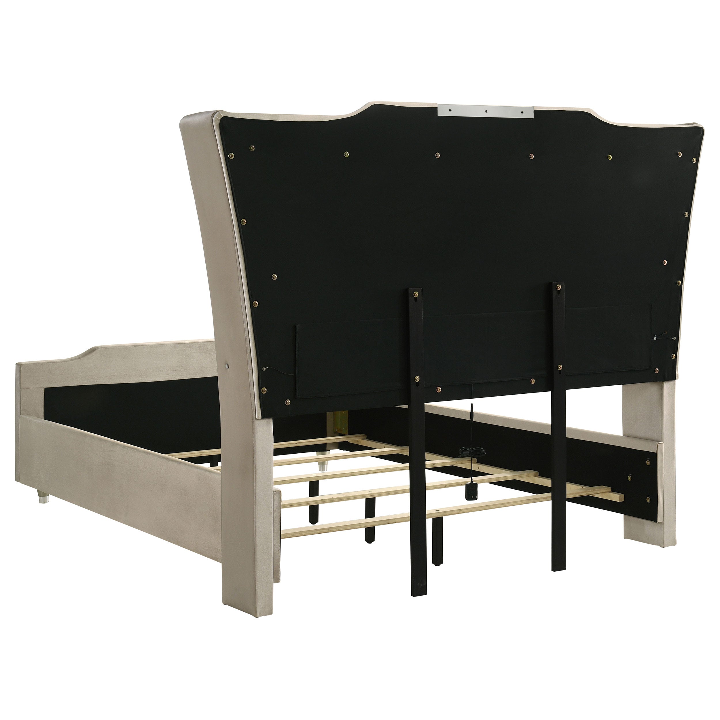 Lorient 4-piece Queen Bedroom Set Ivory and Camel