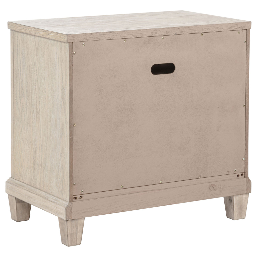 Pembroke 4-piece Eastern King Bedroom Set Washed Oak