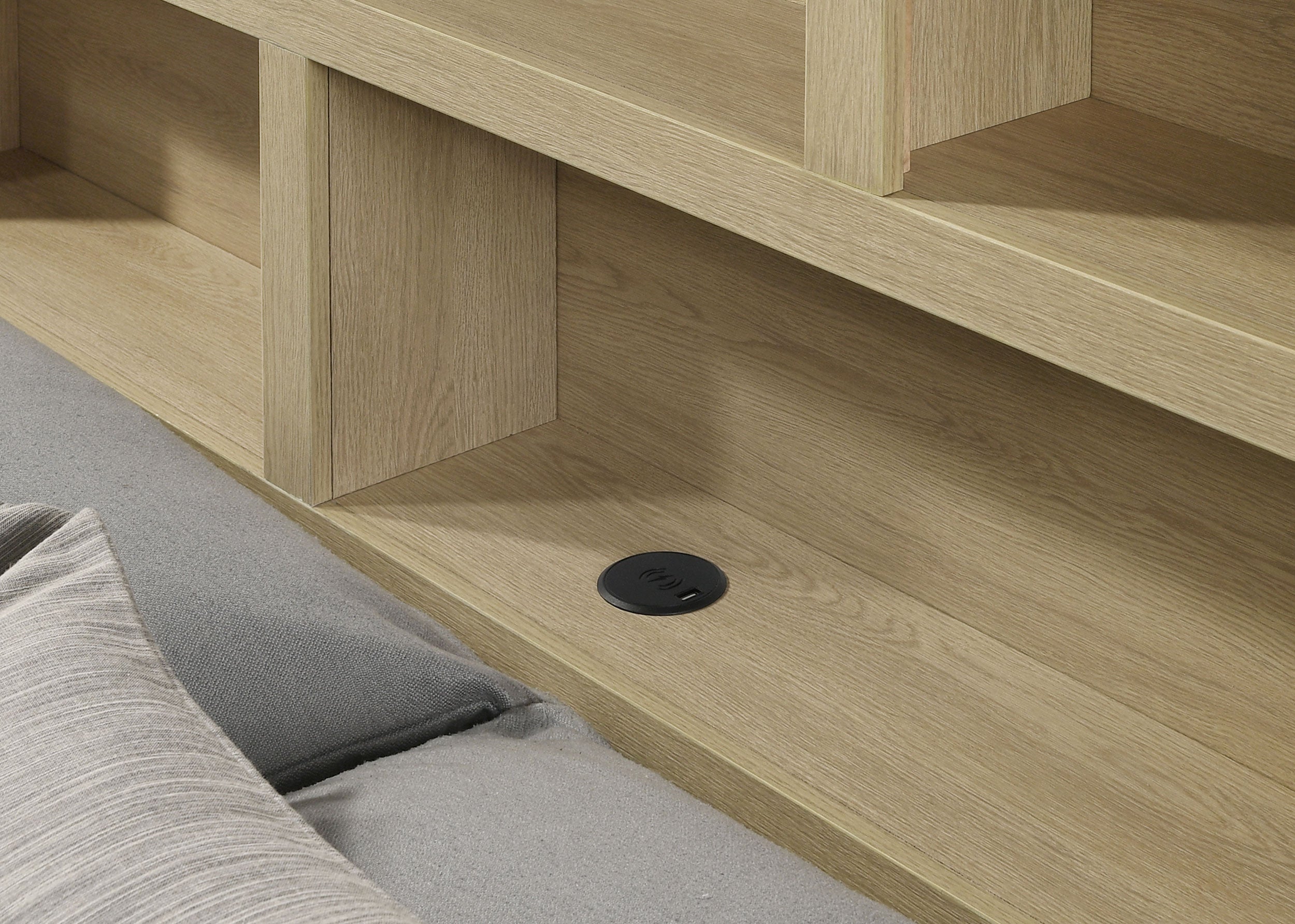 Hendricks California King Bookcase Headboard Platform Bed Light Oak