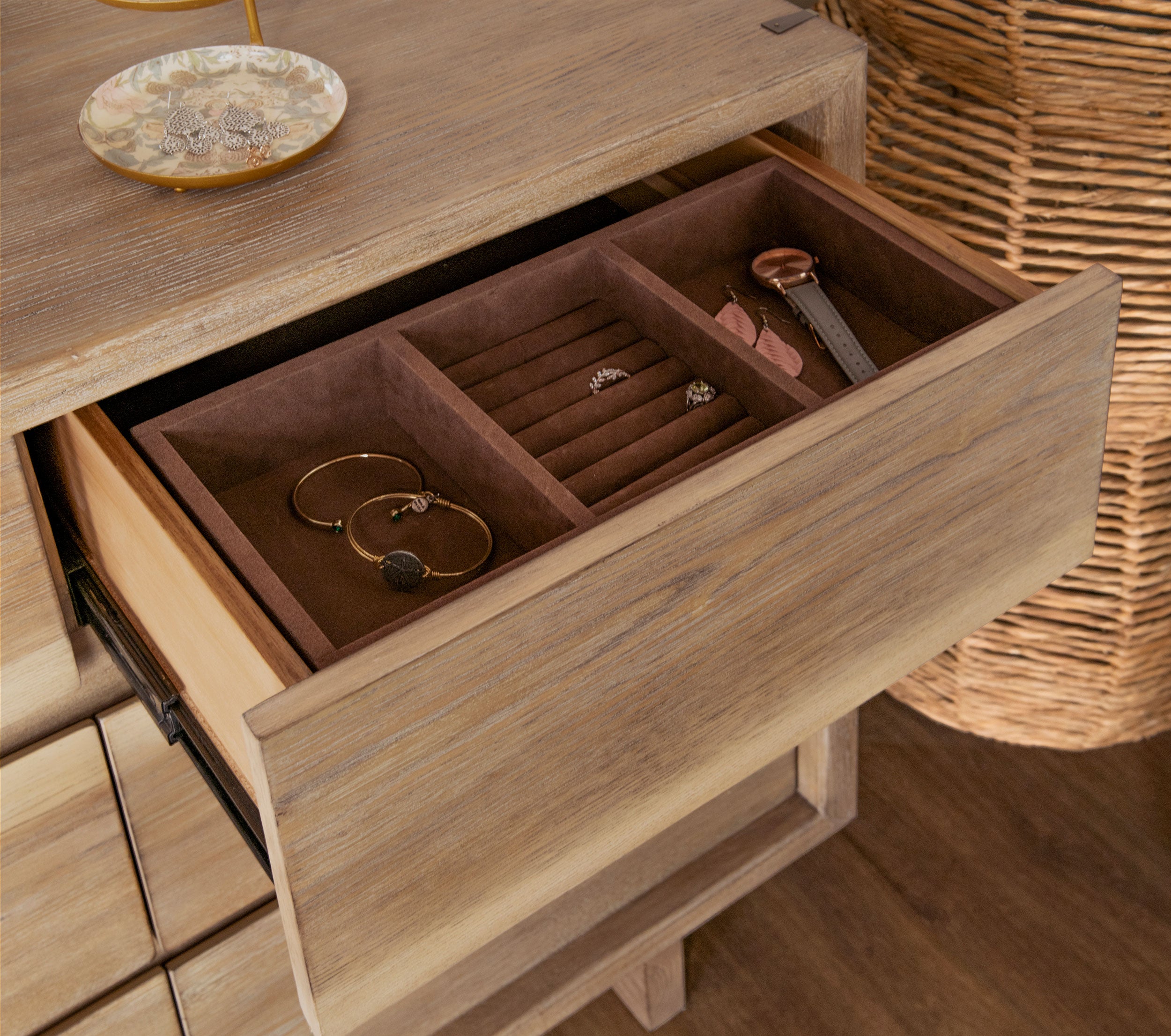 Stillwater Dresser with Mirror